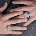 thumbnail image 4 of Anillos de estrella superhelada shaofei joyería de Hip hop con acabado en color dorado y plateado 9 Plata, 4 of 5