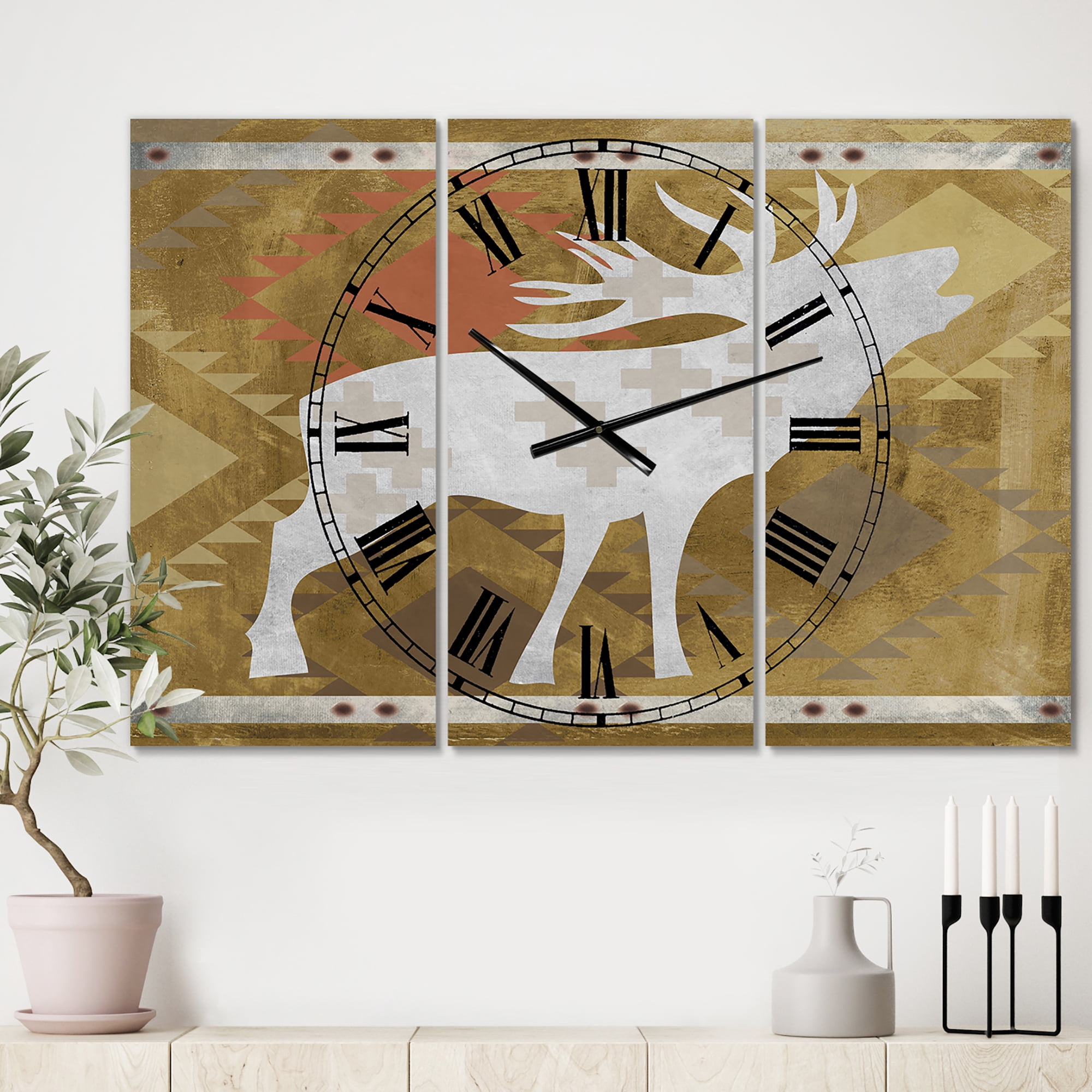 Designart 'Patterned Howling White Moose' Oversized Traditional Wall Clock
