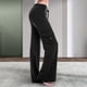 thumbnail image 2 of Pantalones de trabajo para mujer: pantalones harem casuales elásticos de cintura alta, estilo retro, tejido holgado, bolsillos, ideales para yoga y actividades al aire libre., 2 of 4