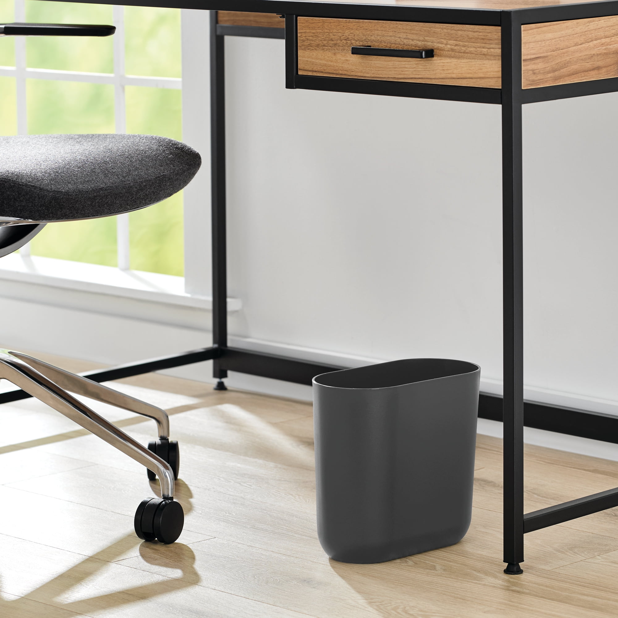 iDesign Small Slim Plastic Bathroom Trash Can, Garbage Can for Bedroom, Office, Desk, Dorm, Gray