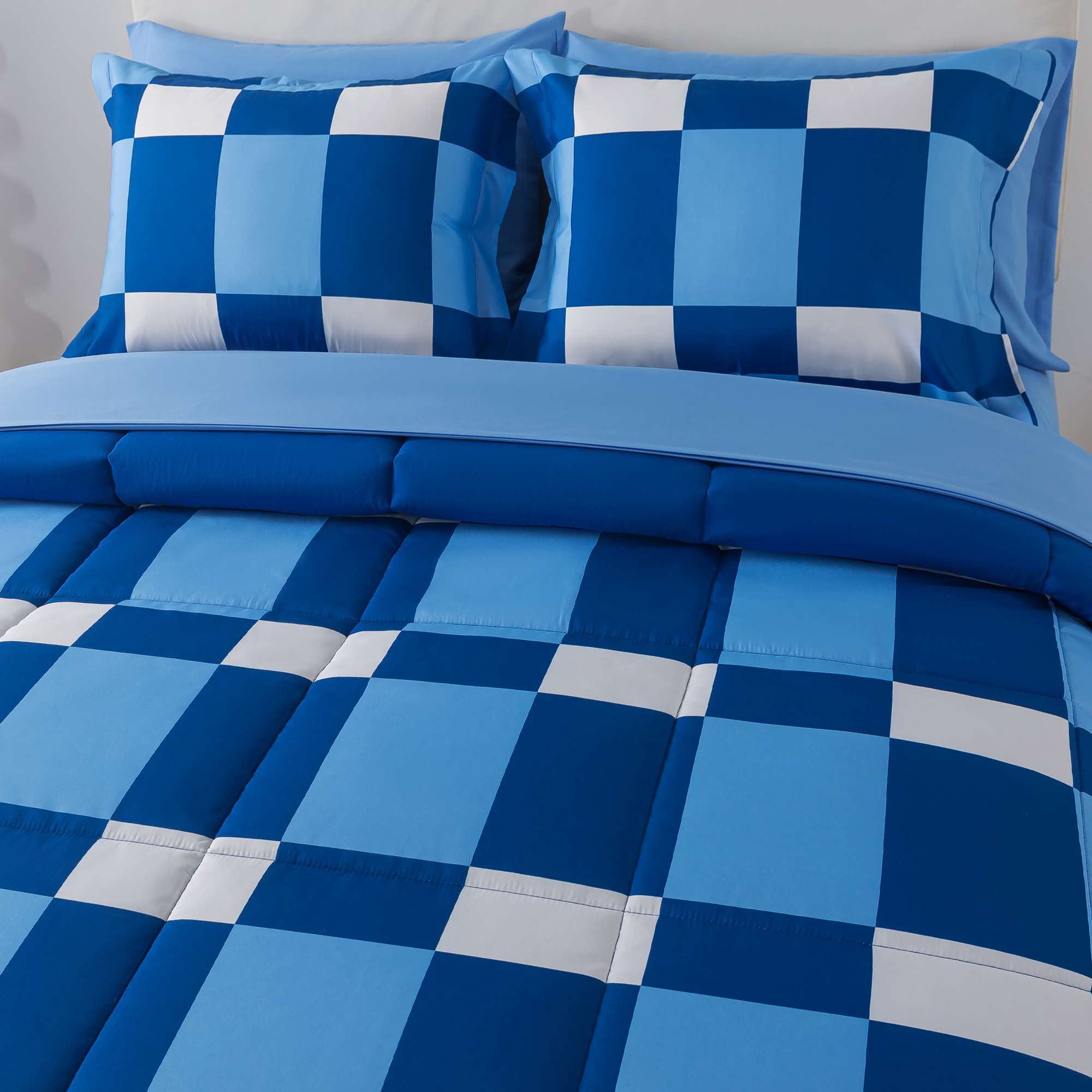 Mainstays 7-Piece Reversible Bed-in-a-Bag with Laundry Tote, Blue Check, Queen