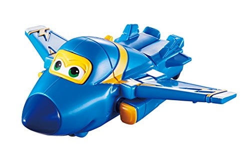 super wings world airport crew