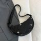 thumbnail image 4 of Bolso Hombro Acolchado Con Lazo Elegante Masa Cruzado Crescent (), 4 of 8