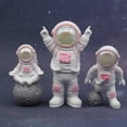 thumbnail image 3 of 3 piezas de estatuas de , adornos de , adornos para tartas, esculturas parstanterías, alféizares, armarios de TV, Rosado Gloria Estatua de astronauta, 3 of 8