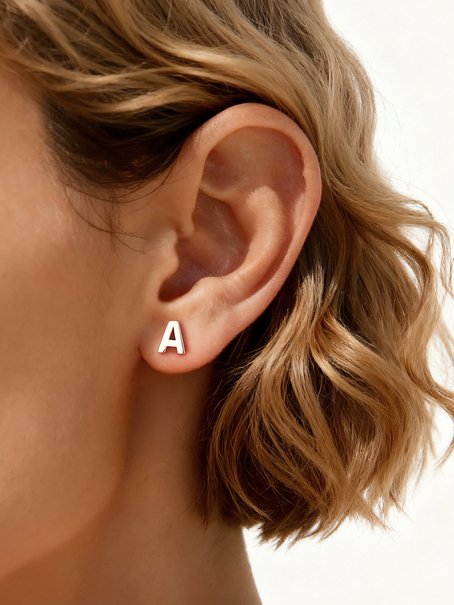 ChicSilver Minimalist 925 Sterling Silver 26 Letters A-Z Stud Earrings Suitable for Sensitive Ears Women Jewelry Gifts Daily Wear (with Gift Box)