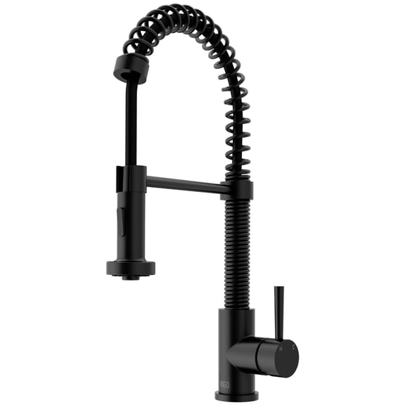 Single-Handle Pull-Out Sprayer Kitchen Faucet in Matte Black