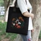 thumbnail image 4 of Bolso de de lona de de pa adultos Flor Zulema Tote De Lona Bordado, 4 of 8