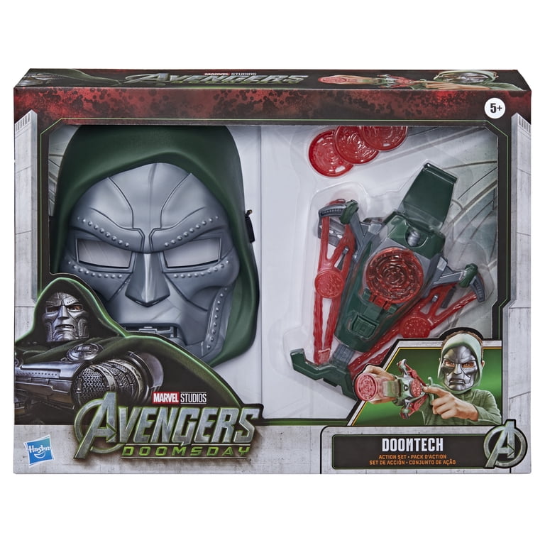 Marvel Avengers: Doomsday Doctor Doom Costume Action Set photo 4