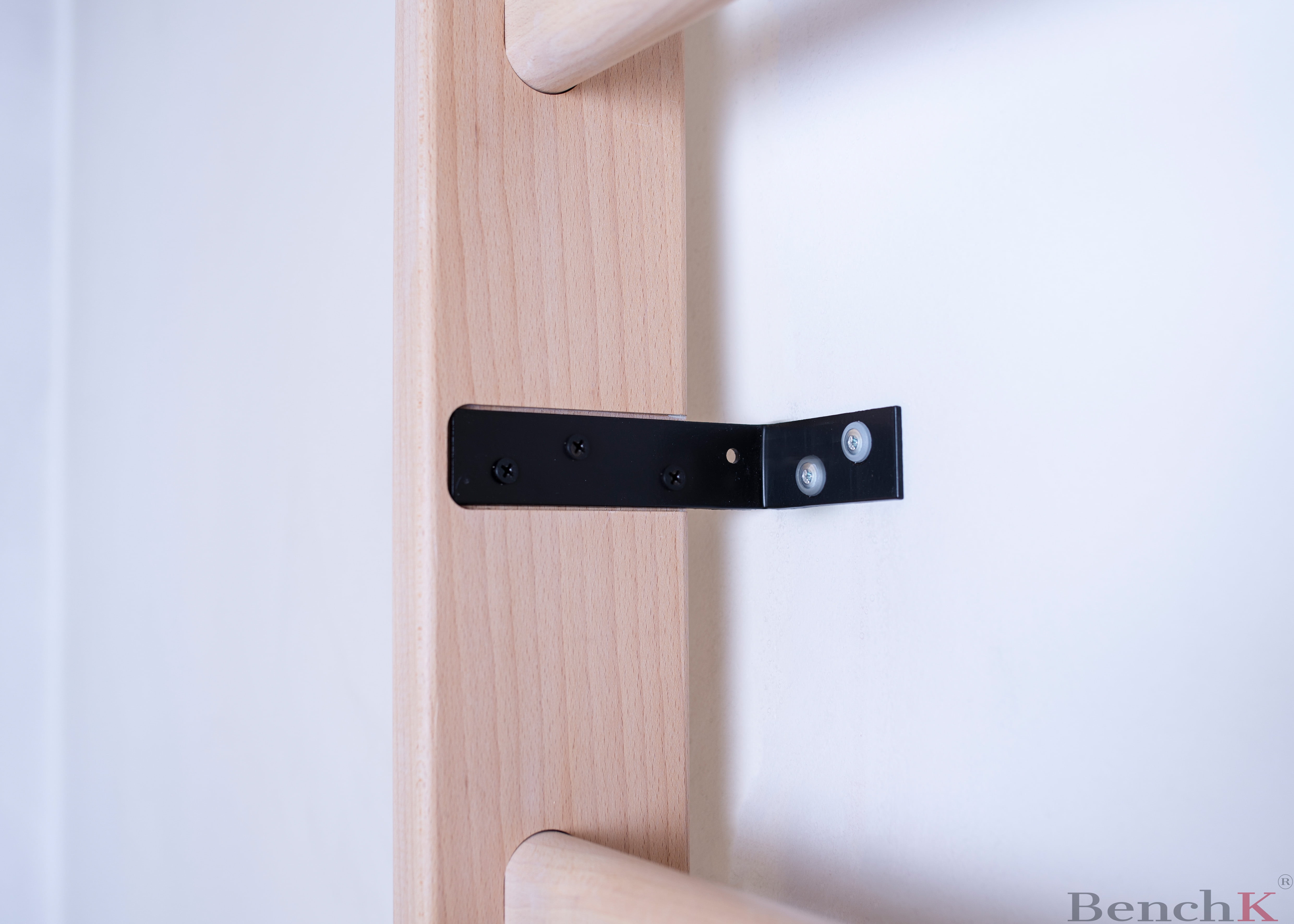 BenchK 111 Wall bars with adjustable pull-up bar