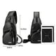 thumbnail image 5 of Mochila bandolera de piel para hombre con puerto USB, 5 of 8