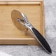 thumbnail image 5 of Disco para Cortar Pizza - Utensilio de Cocina - Práctico Cuchilla Circular para Cortar - Acero Inoxidable JM, 5 of 5
