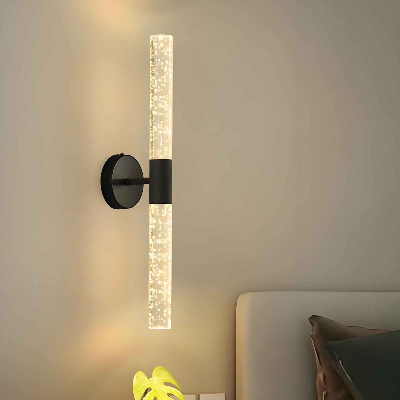 Euaioeiu Modern LED Wall Sconce with Up Down Light,Black Gold Dimmable Bathroom Vanity Light Fixture for Makeup Mirror, Horizontal Vertical Mount,Living Room Bedroom Corridor Hotel Entryway Decor