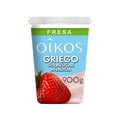 thumbnail image 1 of Yoghurt Griego Oikos con fresa sin azúcar 900 g, 1 of 5