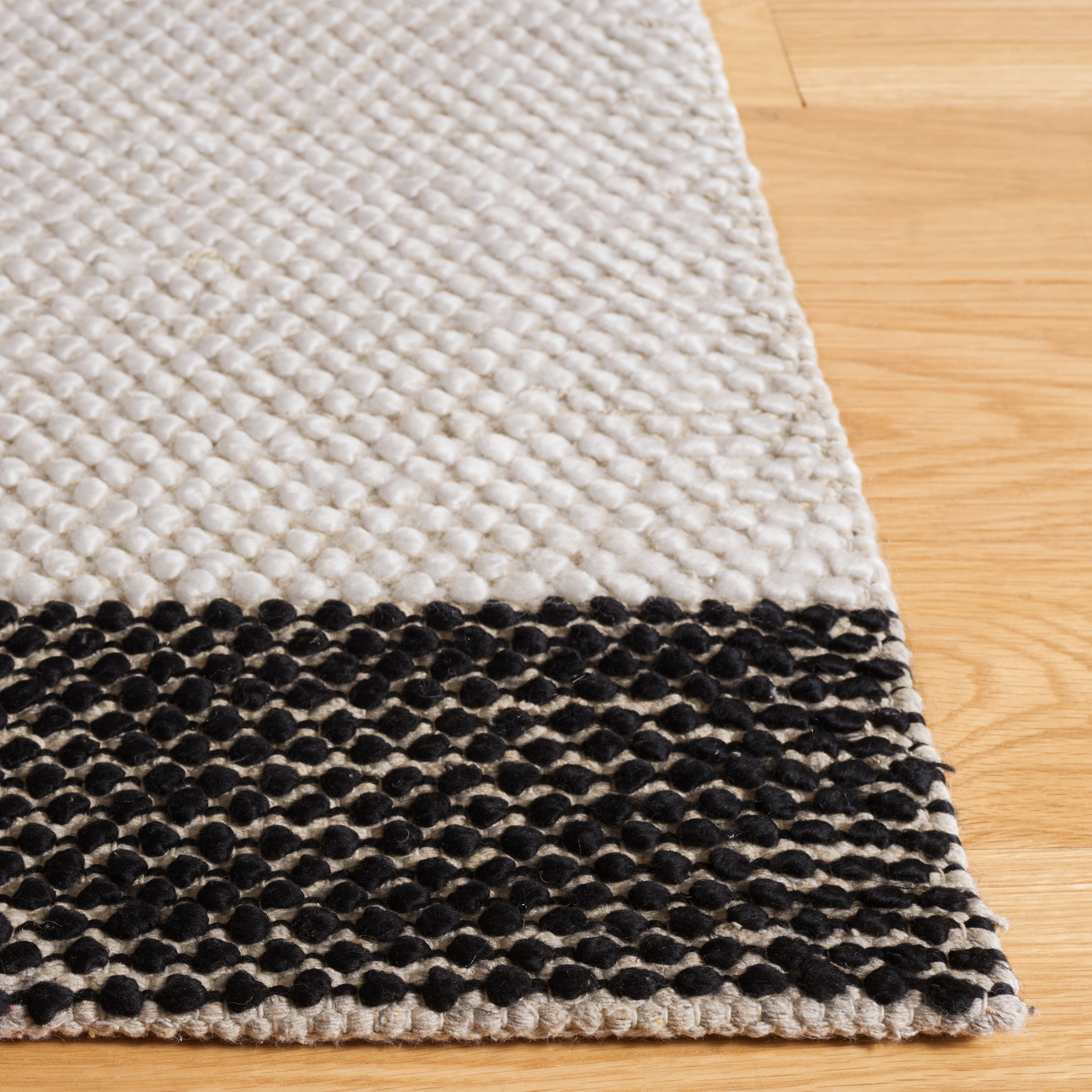 SAFAVIEH Natura Marina Striped Wool Runner Rug, Ivory/Black, 2'3" x 8'