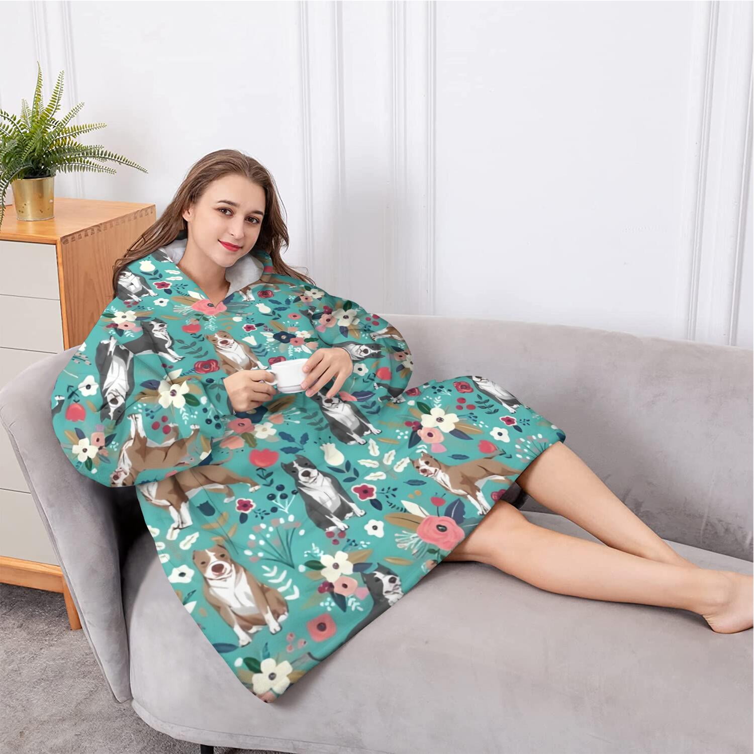 Oversized Wearable Blanket Hoodie,Pitbull Dog and Flower Floral Sherpa Blanket Hoodie with Super Pockets,Super Warm Fuzzy Pullover for Women & Men