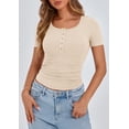 thumbnail image 3 of Remera PRETTYGARDEN 2025 Slim Fit Henley con Botones Beige XS, 3 of 9
