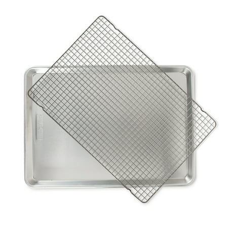 

Nordic Ware 2 Piece Big Sheet with Oven-Safe Grid - Silver