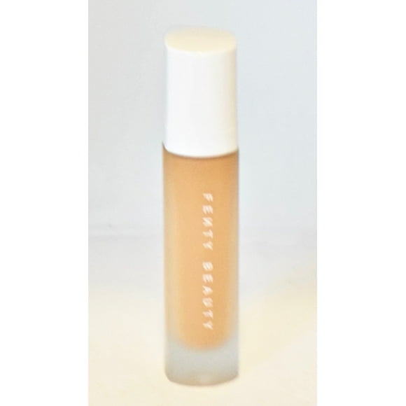 Fenty Beauty by Rihanna Pro Filtr Soft Matte Longwear Liquid Foundation 390