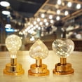 thumbnail image 1 of Fiudx Lámpara de Noche con Bombilla Dorada, Elegante Diseño de Base Dorada, Iluminación Led Cálida y Suave, Portátil, Funciona con Pilas, Ideal para Decorar El Dormitorio, Ideal para Regalar En Navid, 1 of 7