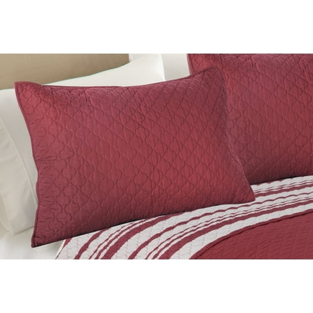 Better Homes & Gardens Solid Front Reverse Stripe Quilt, Red, Standard Sham