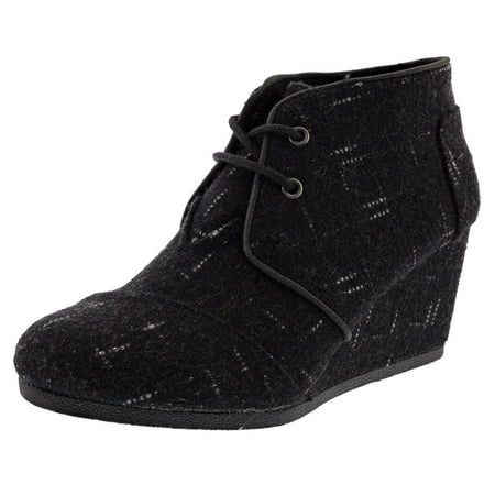 

TOMS Women s Desert Wedge Lace Up Booties