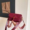 thumbnail image 2 of Bolso El Brazo Piel Abrasiva Vintage Con Bandolera Estampada S () Rojo, 2 of 9