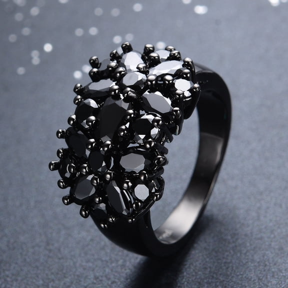 Zenithome Black Elegant Classic Shiny Valentine Flower Crystal Oval Ring for Birthday Anniversary Daily Wear