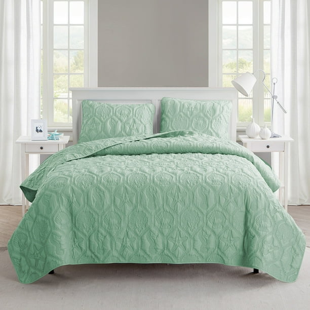VCNY Home Shore 3Piece Green Coastal Polyester Quilt Set, Queen