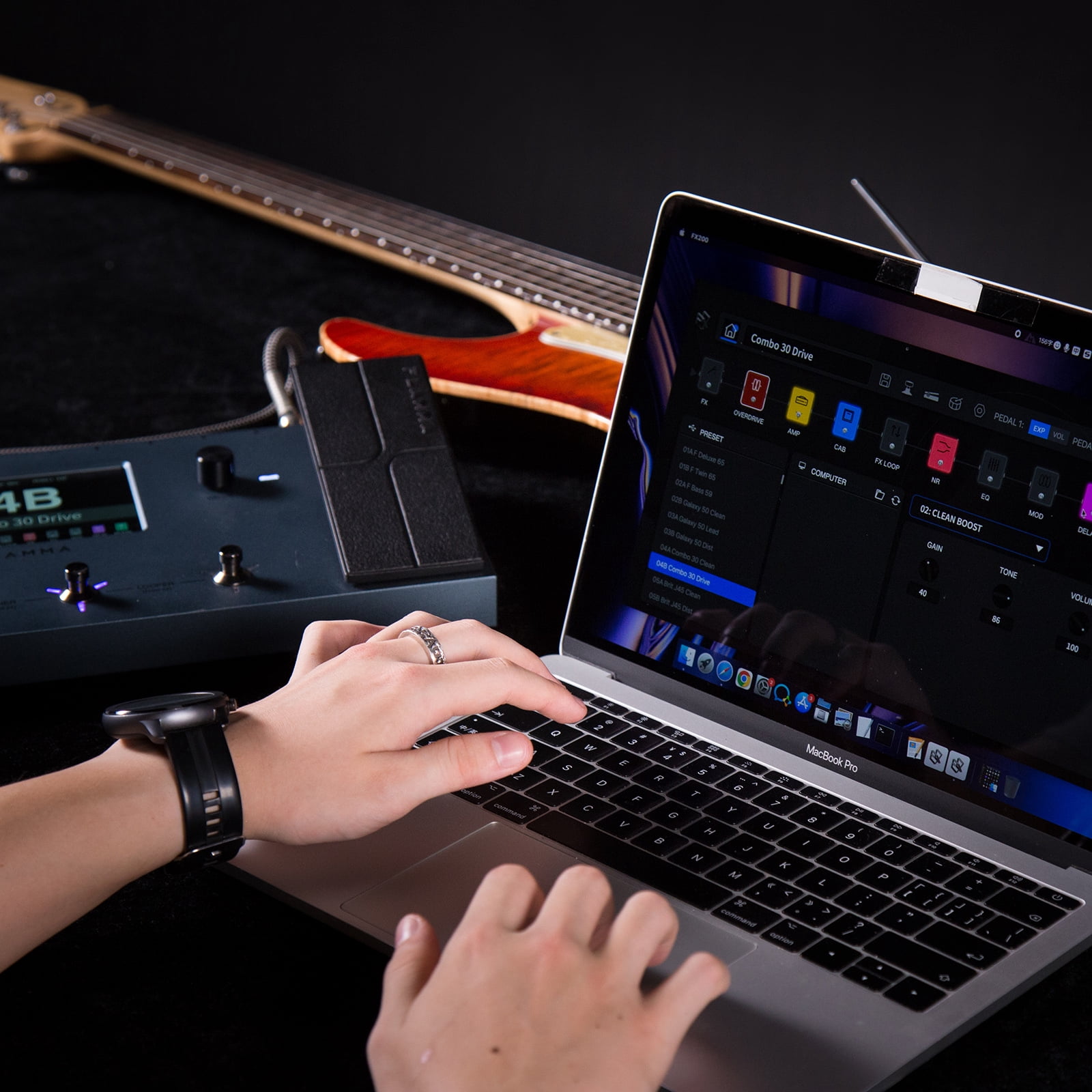 FLAMMA FX200 Multi Effects Guitar Pedal with 5” LCD Touch Screen Programmable MIDI Port Extensive I/O Support Modules Order Changing USB Audio Recording 58 Preamp Models 30 Cabinet Simulations