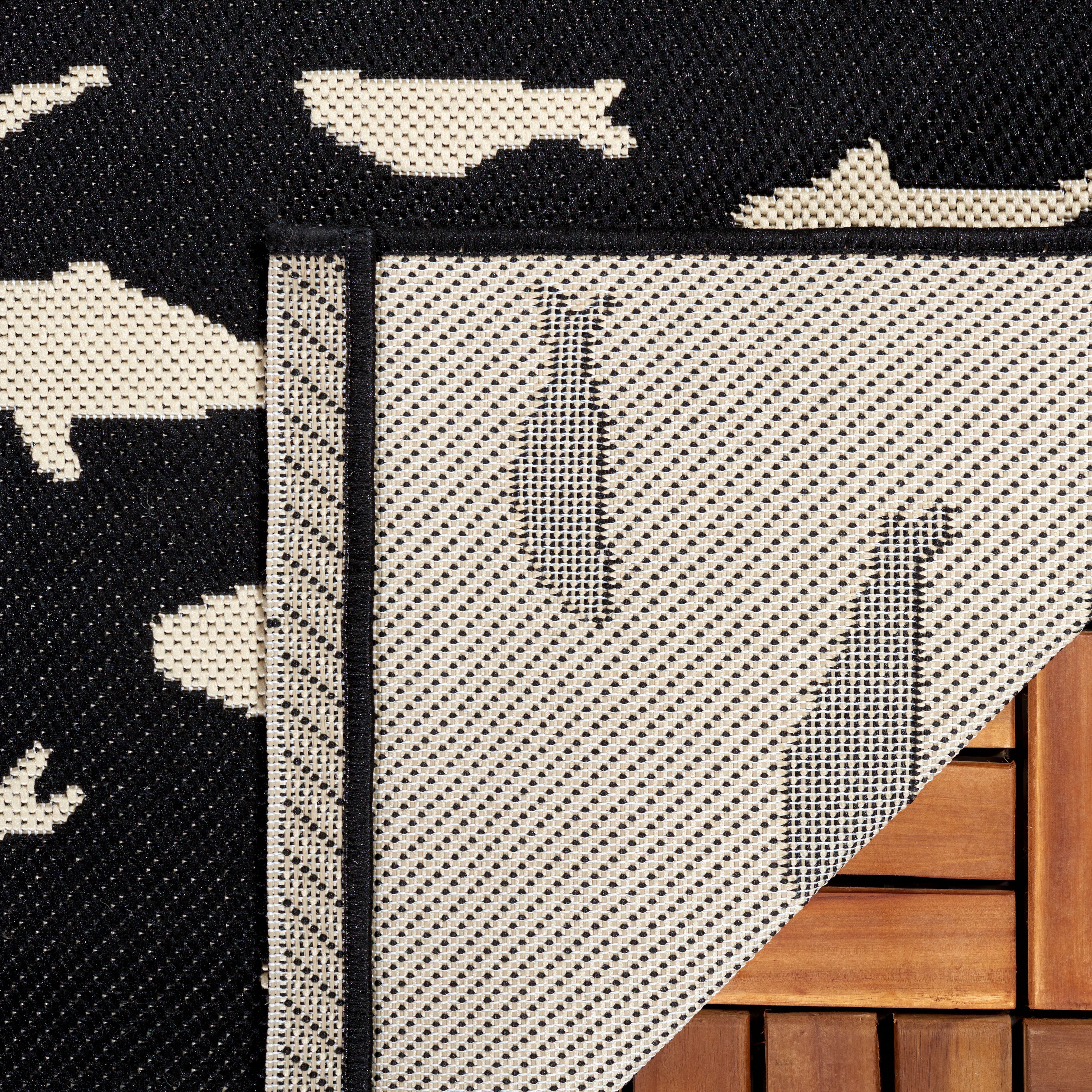 Safavieh Courtyard Victoria Fishes Indoor/Outdoor Area Rug, Black/Beige, 8' x 11'