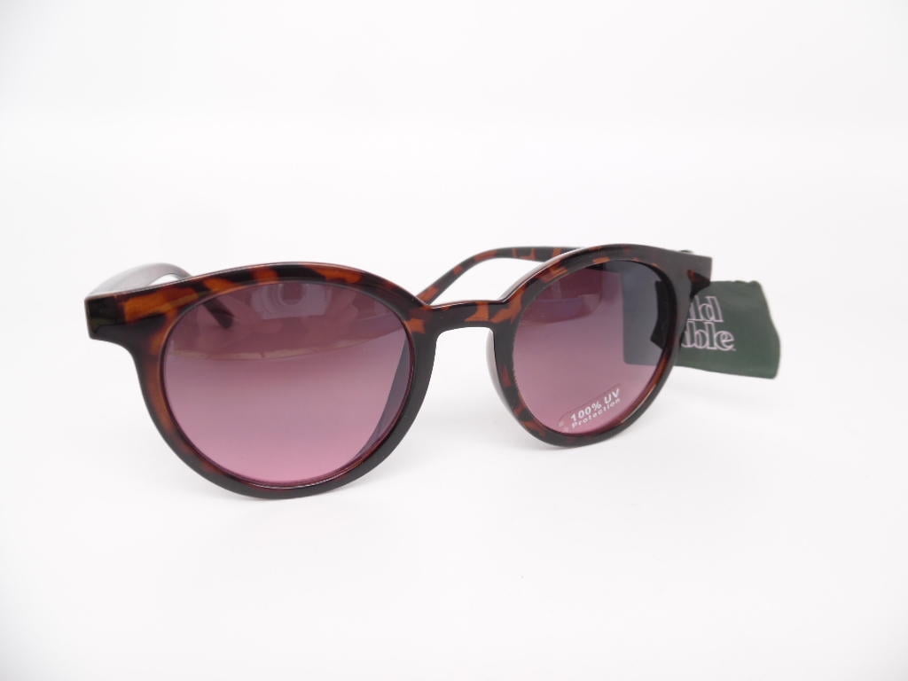 Women's Plastic Cateye Sunglasses - Wild Fable™ Black