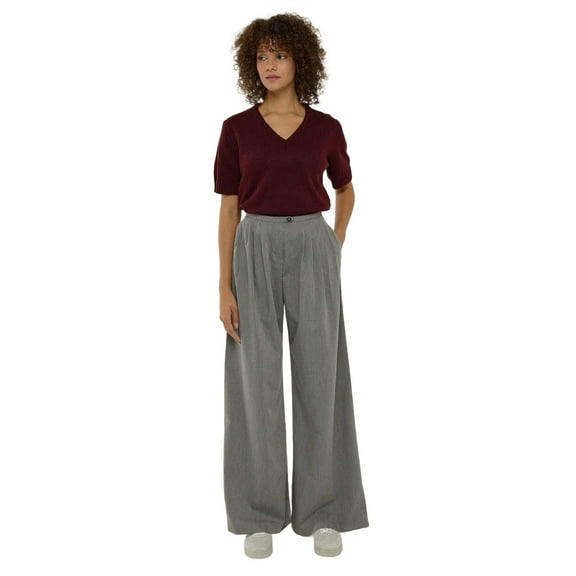 Pleated Wide Leg Trousers