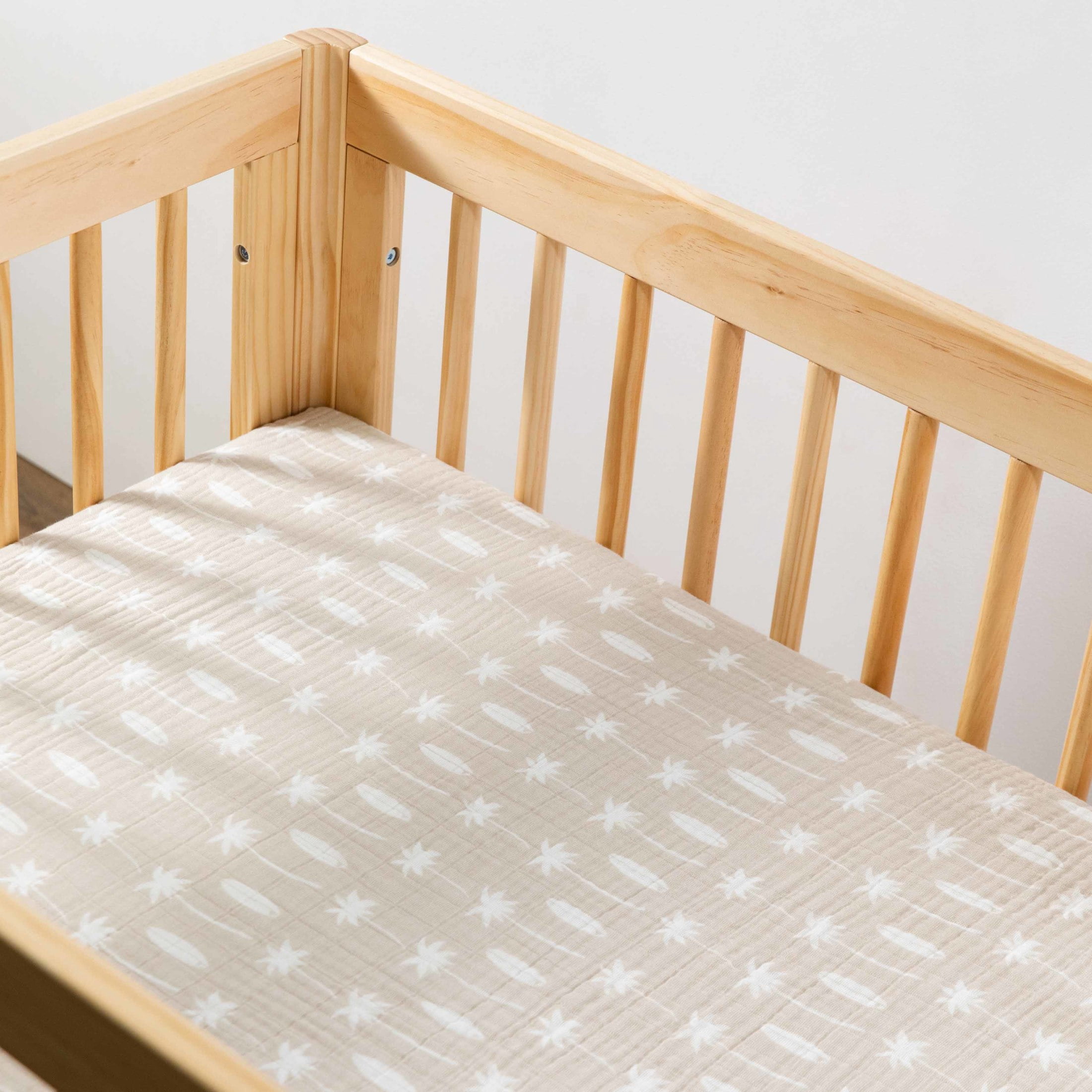 Babyletto All-Stages Midi Crib Sheet in GOTS Certified Organic Muslin Cotton