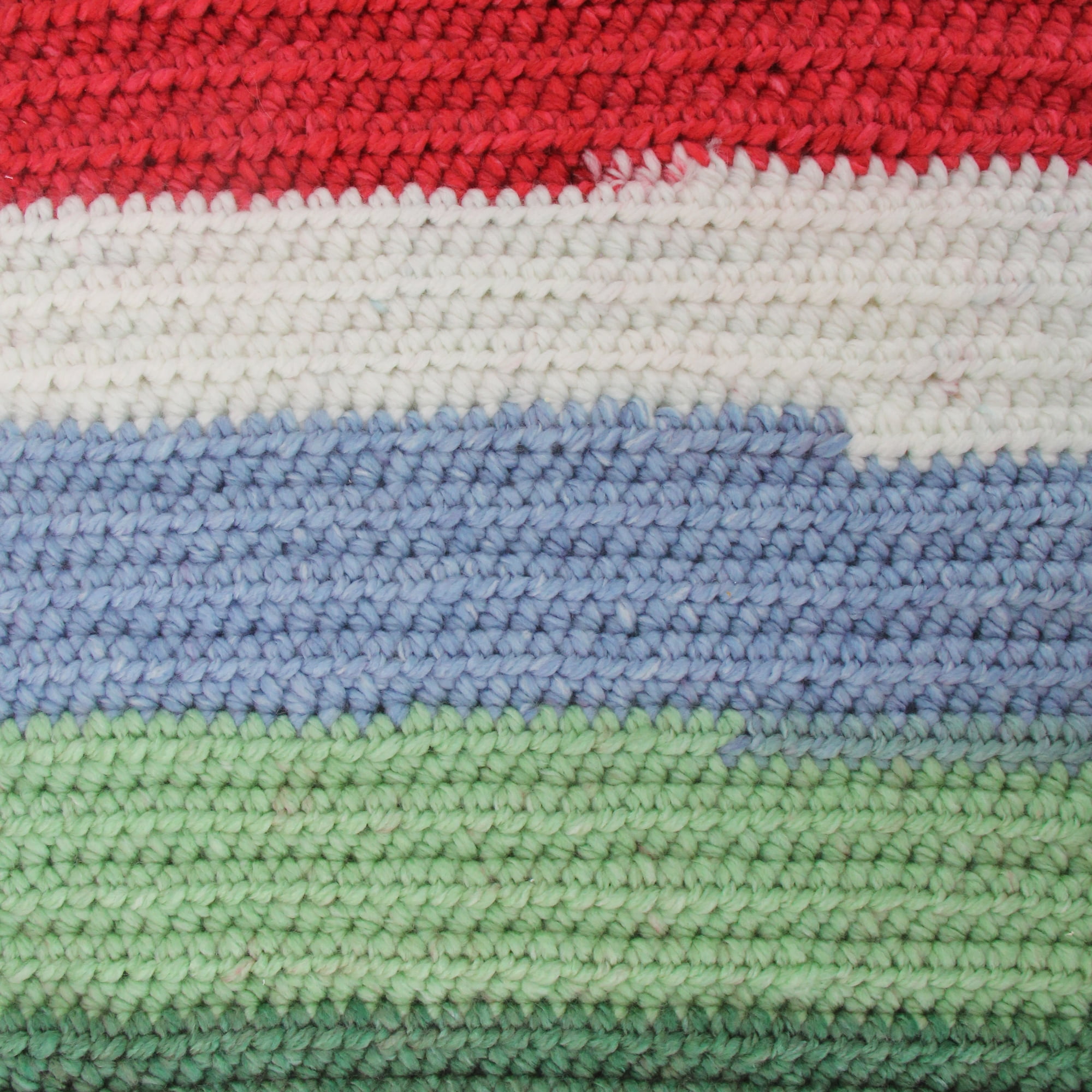 ThreadArt Ombre Yarn - Big Chunky Yarn Cake, 300g (316 Yards) – Thick Super Bulky #6 for Knitting & Crochet - Variegated 100% Soft Acrylic Fiber - Holiday 10