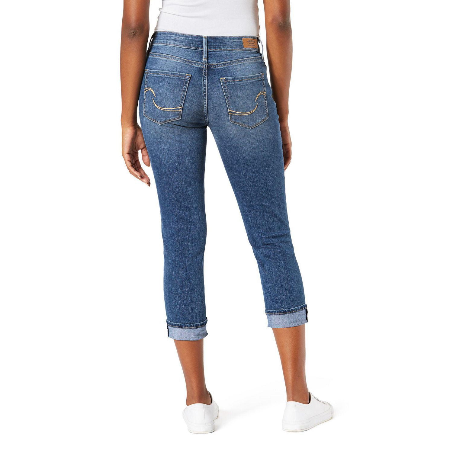 Levi Strauss Signature.™ Women's Modern Capri