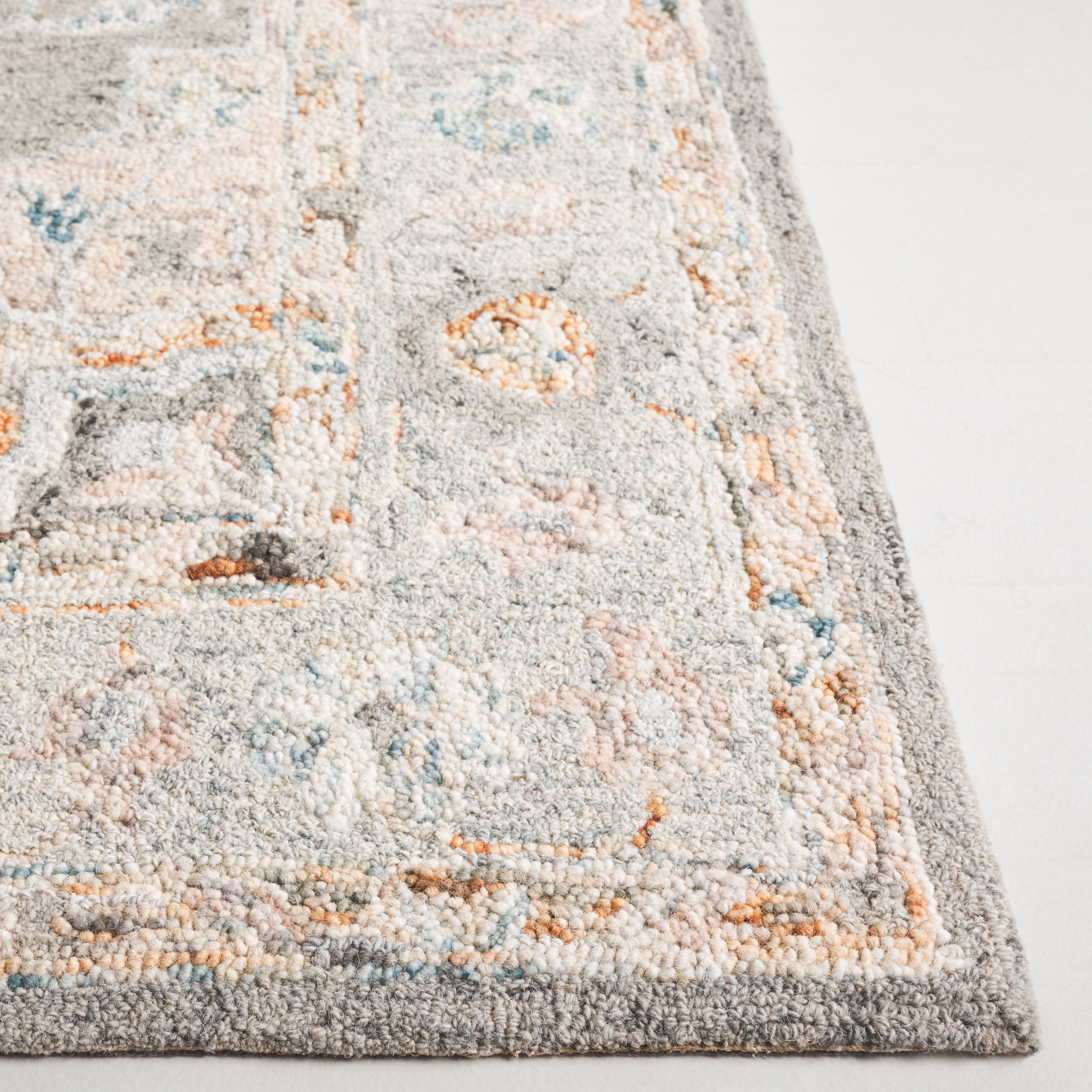 SAFAVIEH Anatolia Bryon Medallion Area Rug, Gray/Rust, 4' x 6'