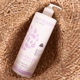 thumbnail image 5 of THE SPATHECARY Gel de baño exfoliante de flor de cerezo y vainilla con coco, pera asiática y colágeno | Hidrata, Renueva y Exfolia 32 oz., 5 of 5