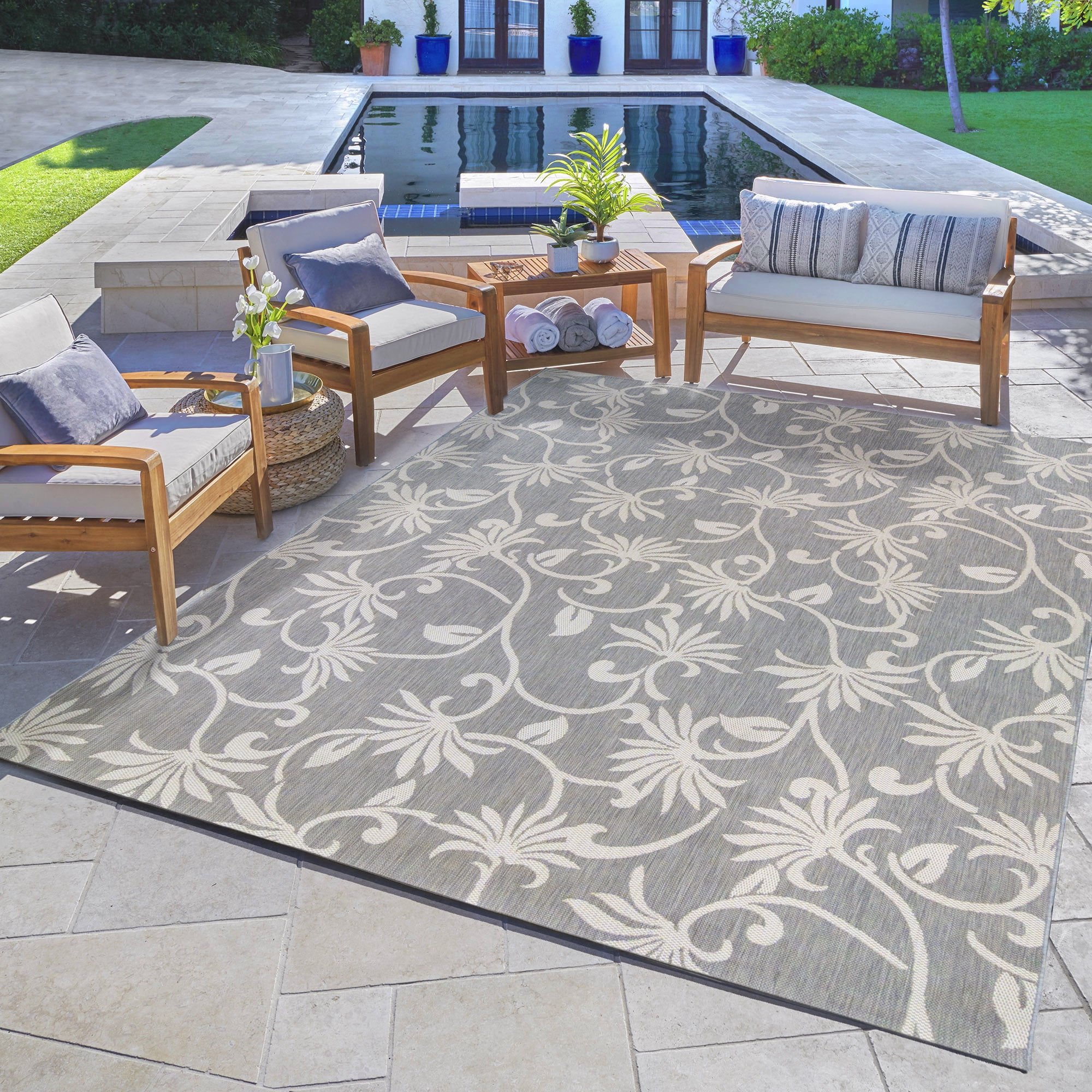 Reyn Spooner Tradewinds Plumeria Indoor/ Outdoor Polypropylene Gray Flat Weave Area Rug, 5x8