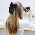 thumbnail image 4 of Brosse à miroir intégré en cœur Scünci, 4 of 4