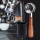 thumbnail image 4 of Portafiltro de expreso Anillos dosificadores Taza dosificadora Embudo dosificador de fácil de limpiar Reemplazo antideslizante Manos Vaso Dosificador Negro Macarena Portafiltro de Café, 4 of 8