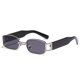 thumbnail image 1 of Personalidad de la tendencia de la moda de las gafas de sol del cuadrado del metal del marco pequeño de las gafas de sol, hechas de plástico, metal, PC, 1 of 5
