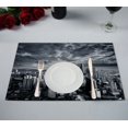 thumbnail image 1 of EREHome Set de 2 Sets de Table Noir et Blanc Seattle Cityscape 12x18 Pouces, 1 of 2