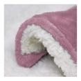 thumbnail image 3 of Cobertor con Borrega Matrimonial Rosa, 3 of 4