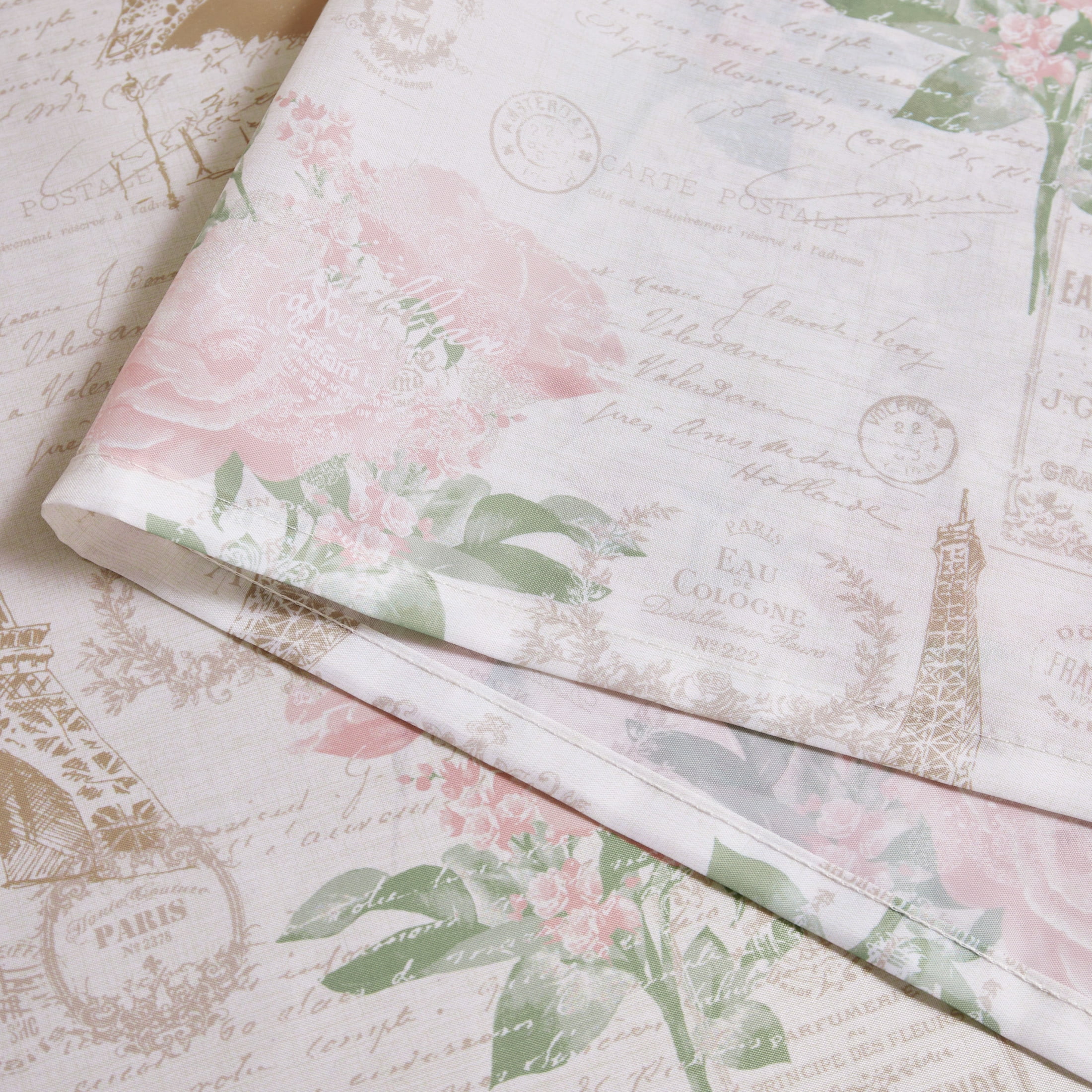 CHI Vintage Floral Shower Curtain with Hooks and Rugs Modern Washable 72" W x 72" L 15-Piece Set