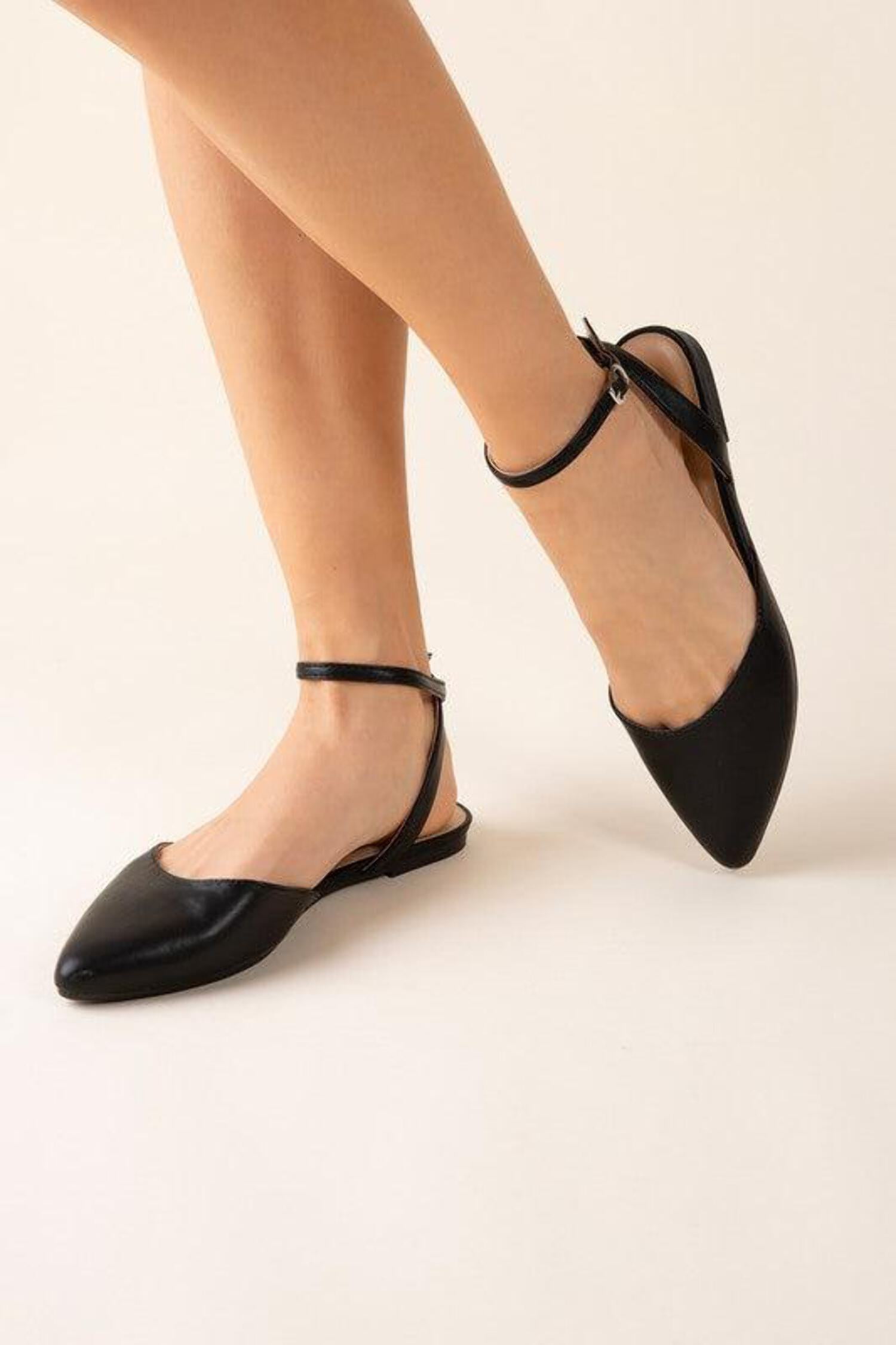 Pointed toe flat with ankle strap best sale