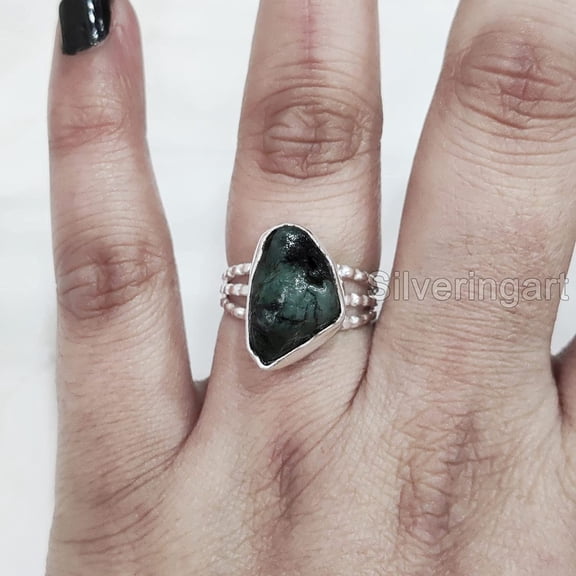 Natural Emerald Ring, Rough Emerald Gemstone Ring, AAA May Birthstone, 3 Doted Band, 925 Sterling Silver, Womens Ring, Christmas, Thanksgiving, Handmade, Statement Jewelry, Rough Gemstone Jewelry