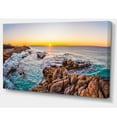 thumbnail image 2 of Lever de Soleil à la Plage Freycinet NP, 2 of 3