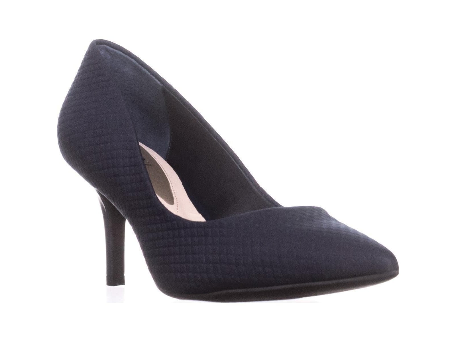 alfani jeules pumps