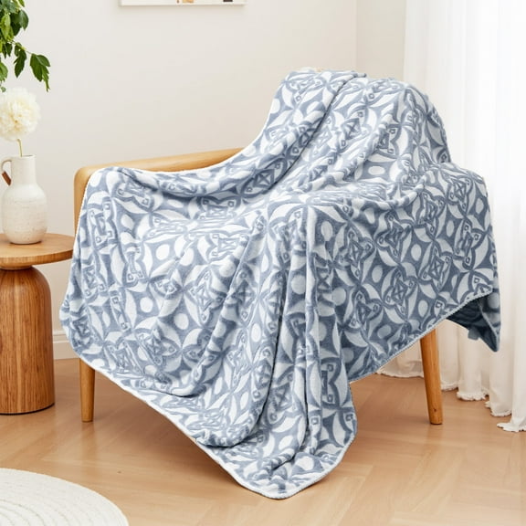 Cozy Blanket, 39x59inch Throw Blanket for Sofa, Lightweight Bed Blanket, Light Gray