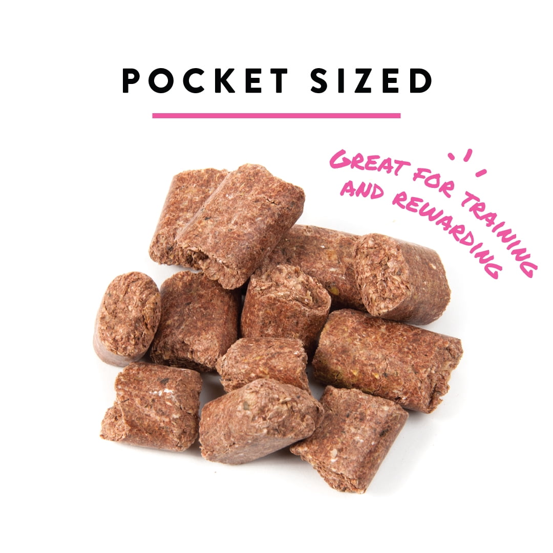 Manna Pro Bite-Size Nuggets Horse Treats, Peppermint Flavor, 1 lb